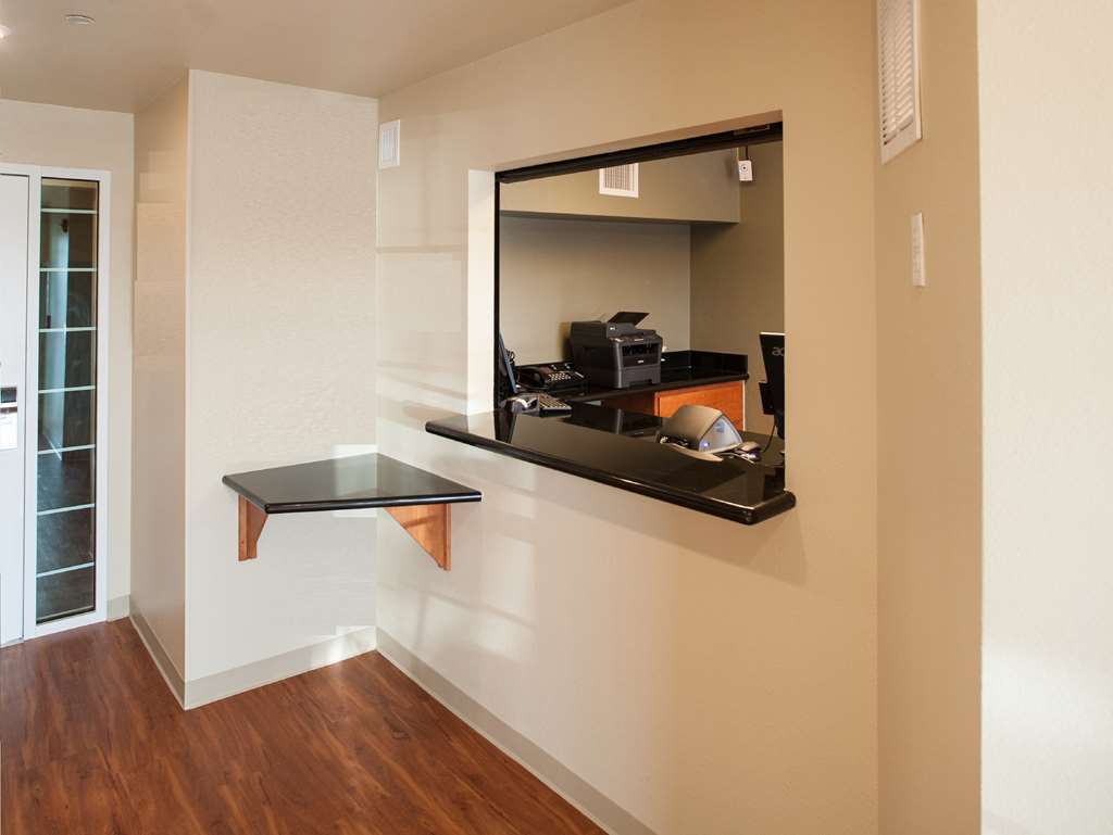 Woodspring Suites Augusta Riverwatch מראה פנימי תמונה